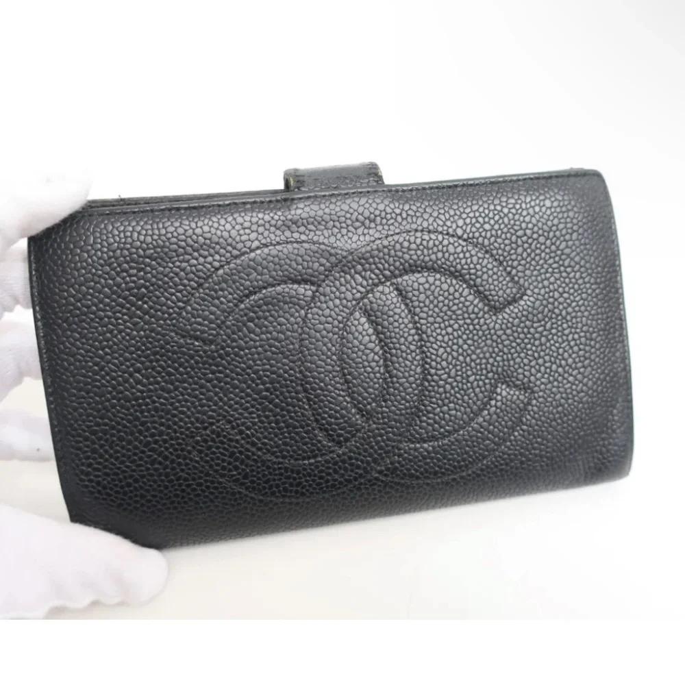 CHANEL caviar large CC long bifold wallet with front snap closure. - Picture 1 of 6